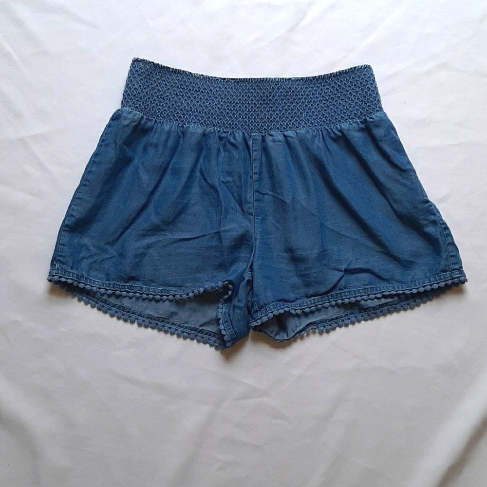 LC High Waist Chambray Pull On Festival Shorts With Pompoms